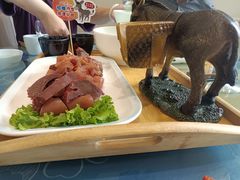 -乔家小院•非遗驴肉•本地小海鲜(滨河路店)