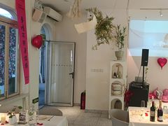 -春树下·树屋花房西餐厅(罍街AS1980店)