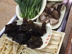-蜀留香火锅(白堤路店)