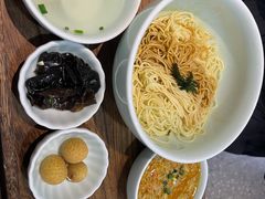 -蟹上黄·蟹黄面·江南糖水(人民广场店)