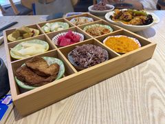 -轻蔬不用等·素食(江苏路店)