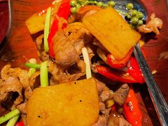 彝族辣炒牛肉-花马天堂云南餐厅 Lost Heaven(外滩店)