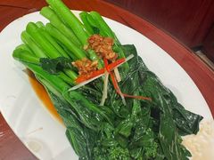 -村西头猪脚饭店