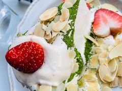 生抹海盐杏仁蛋糕-luutosa  cafe & tea 鹿兔山