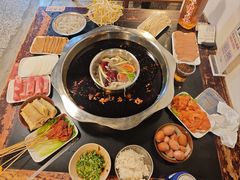 -邓莽子老火锅(中兴路总店)