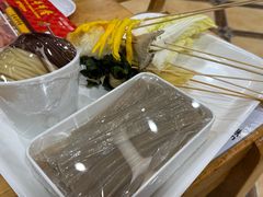 -袁记串串香(泉水轻轨站店)