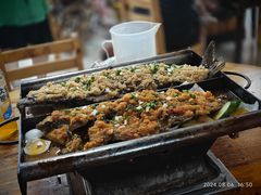 -宏兴烤鱼山庄(宣恩总店)