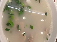 本帮肚肺汤-三两春(浦三路店)