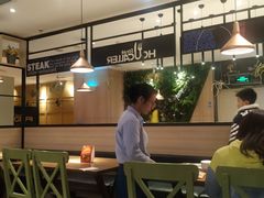 -豪客来牛排(重庆三峡广场步行街1704店)
