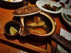 松茸土瓶蒸-花潮料理艺食馆(SM新生活广场店)