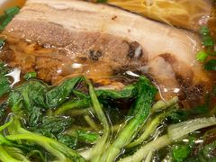 燜肉面-三两春(浦三路店)