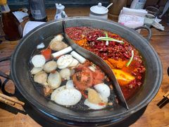 -四小区火锅·巷子里的重庆火锅(花照壁店)