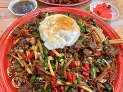 -犟一碗双椒鸡面(得意世界店)