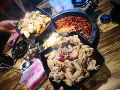 美蛙-销魂美蛙鱼头火锅(上海首店)