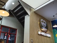 -小鳌陪你小排档·四季小龙虾·田鸡·宵夜(中央第五街店)