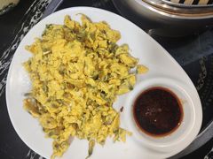槐花炒鸡蛋-涵家味土菜馆·徽州一绝臭鳜鱼(三河古镇店)