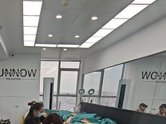 -首脑美容美发化妆美甲培训学校(长沙校区)