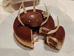 -潮一不贰·法式甜品·生日蛋糕·西式简餐(外滩店)