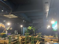 -鹿鸣山草本茶香火锅(园西路店)