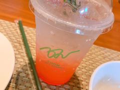 -Chom Cafe and Restaurant