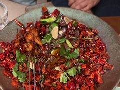 -包整·丝娃娃(一览甲秀楼风景店)