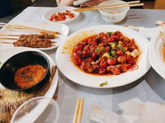 -肥肥虾庄·金牌油焖大虾(东湖欢乐谷店)