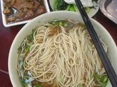 -伟记奥面馆(养育巷店)
