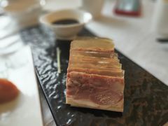 -新镇江酒家(南京西路店)