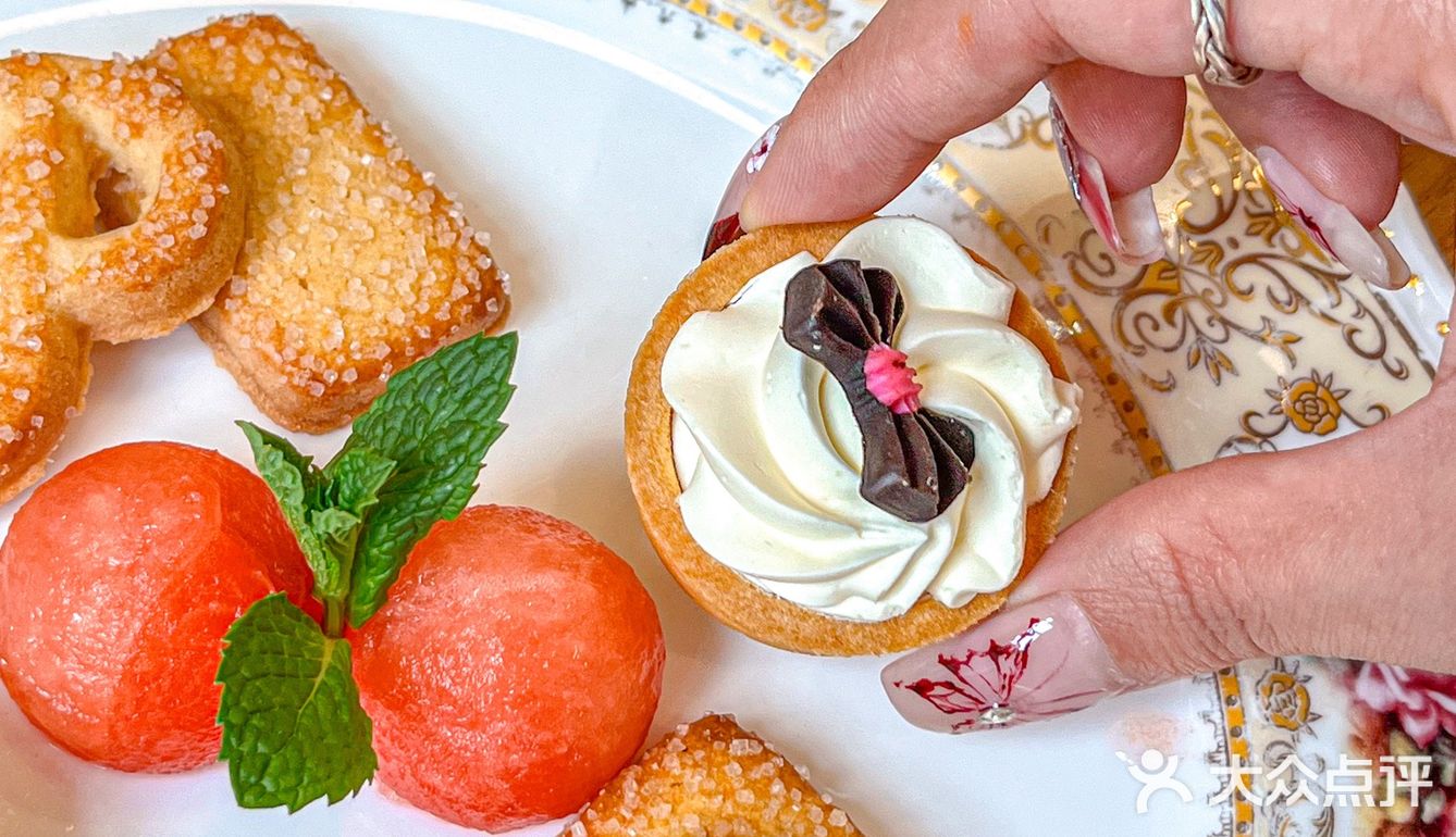 绿岛也太会了吧！北京路骑楼里的浪漫下午茶！