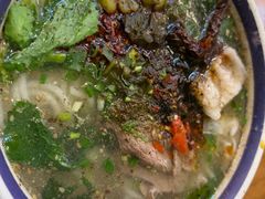 -云阿蛮云南生烫牛肉米线(奉贤路店)