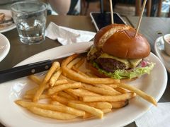 大佬汉堡-Chili's Cafe&Bar奇利斯(滨江店)