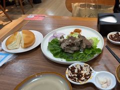 -贯贯吉·清真餐厅(浙江中路店)