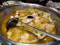 剁椒鱼头-老湘亲·品鉴湘菜(蔡塘爱琴海店)