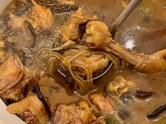 -闯关东东北农家菜(崂山石老人店)
