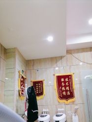 -苗医生专业祛痘·皮肤管理
