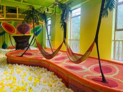 -宝燕乐园(闵行旗舰店)