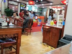大堂-那家老院子东北菜·饺子·小鸡炖蘑菇(艳华街店)