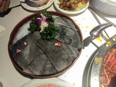 -茅草房·河畔园林火锅