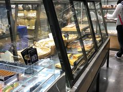 面包甜点陈列柜-巴黎贝甜(银城东苑店)