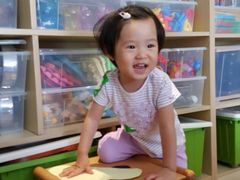 -乐融婴幼儿成长中心(四季青校区)