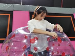 -嘿哟动霸CHUA·新潮玩运动娱乐中心·蹦床滑冰团建乐园