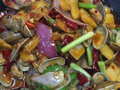 -靓靓蒸虾(恩施新天地店)