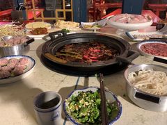 -爱你您·自家鱼塘·活水喷泉鱼火锅(八里店)