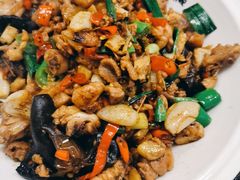 -湖南人家湘菜馆(镇江路店)