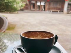 -比顿咖啡(和顺古镇店)