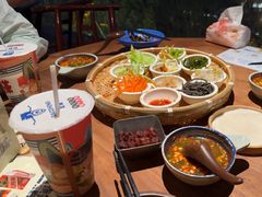 -包整·丝娃娃(一览甲秀楼风景店)