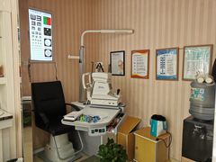 -罗创丹阳眼镜(童卫路店)