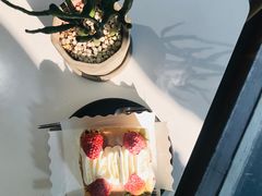 草莓蛋糕-吉森Bakery(教育路店)