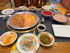 -沸炉重庆老火锅(军事博物馆店)