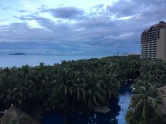 -三亚湾海居铂尔曼度假酒店